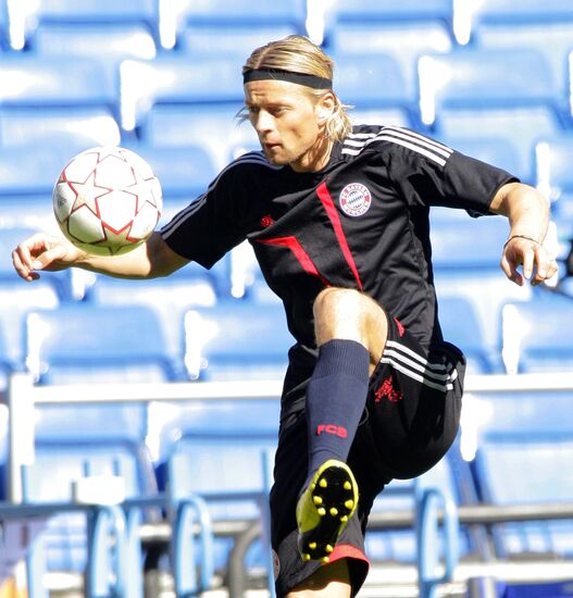 FC Bayern Munich holds open training session