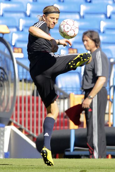 FC Bayern Munich holds open training session