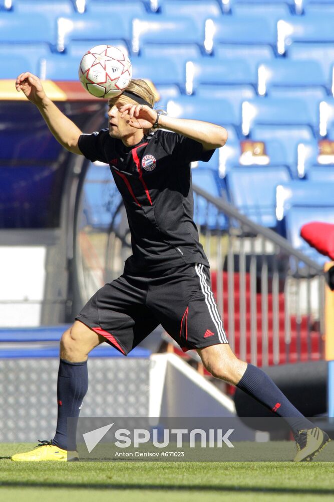 FC Bayern Munich holds open training session