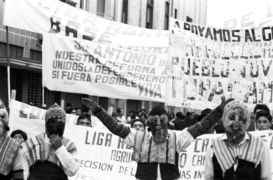 Rally by peasant unions