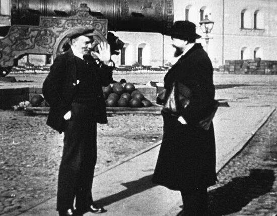 Vladimir Lenin and Vladimir Bonch-Bruyevich
