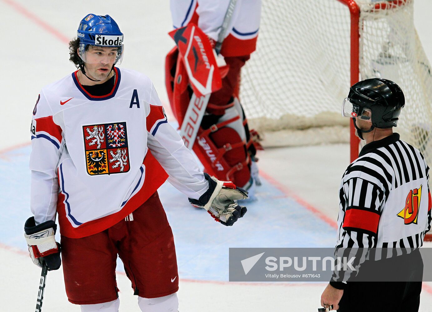 IIHF World Championship Semifinal: Sweden vs. Czech Republic