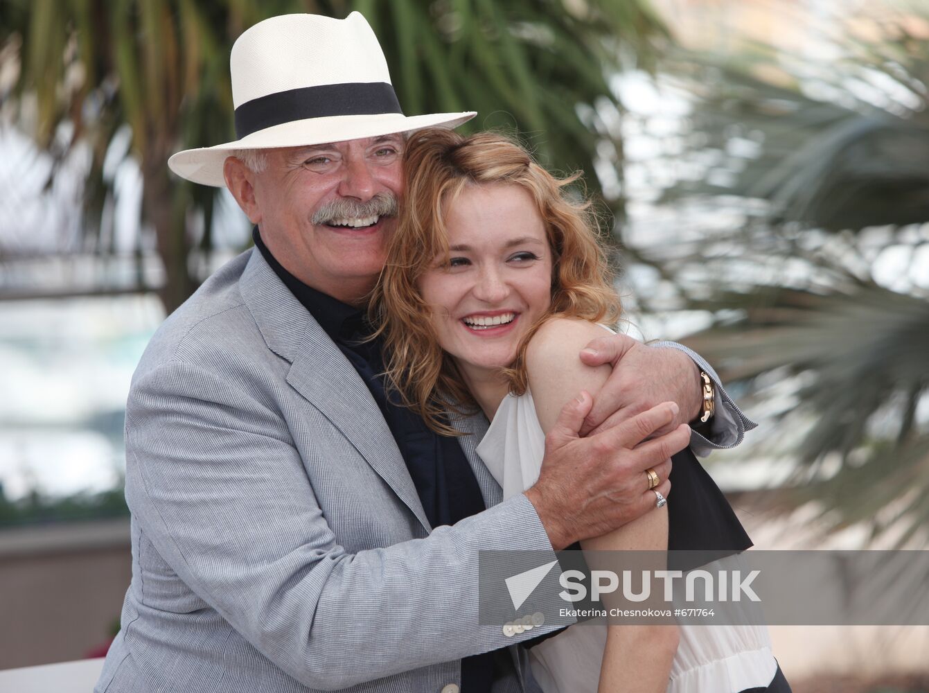 Nikita Mikhalkov with his daughter and actress Nadezhda