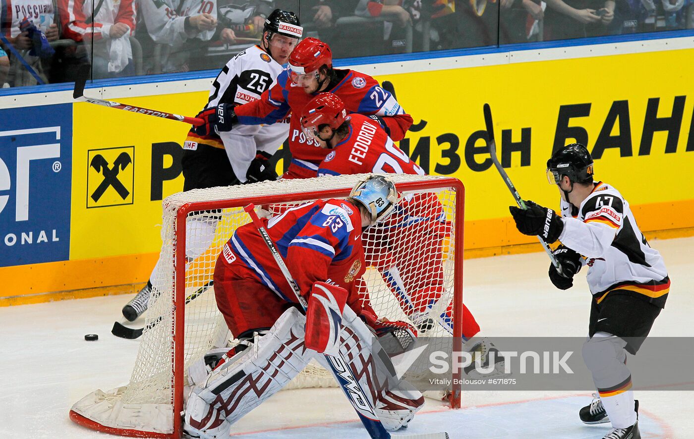 2010 Ice Hockey World Championship Semifinal: Russia vs.Germany