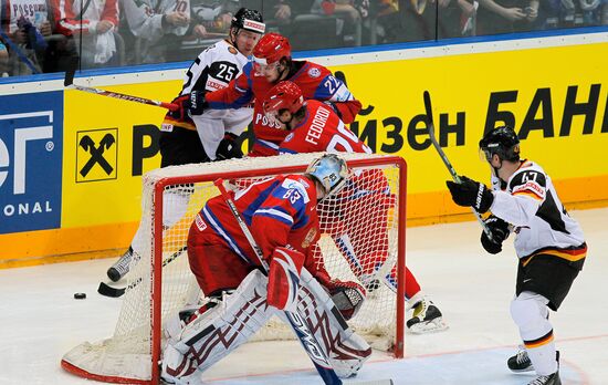 2010 Ice Hockey World Championship Semifinal: Russia vs.Germany