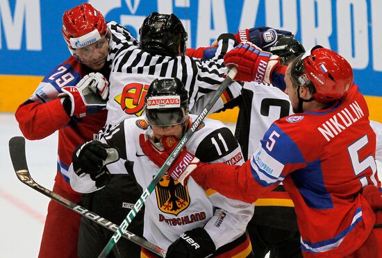 2010 Ice Hockey World Championship Semifinal: Russia vs. Germany