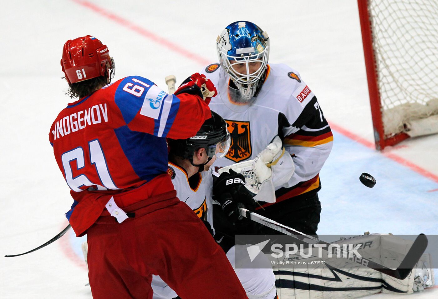 2010 Ice Hockey World Championship Semifinal: Russia vs. Germany