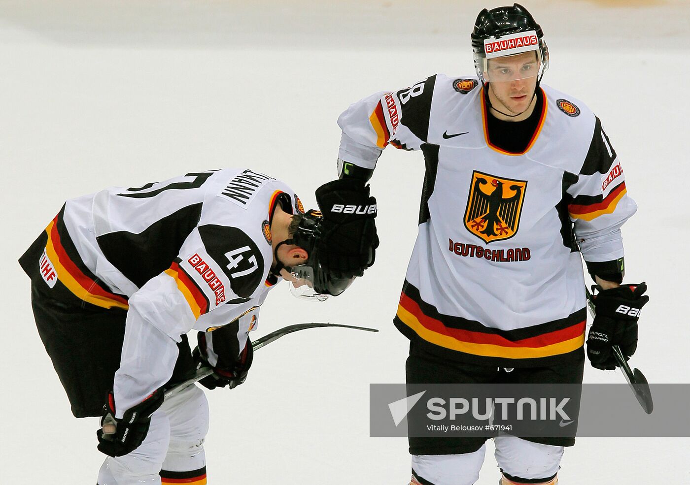 2010 Ice Hockey World Championship Semifinal: Russia vs. Germany