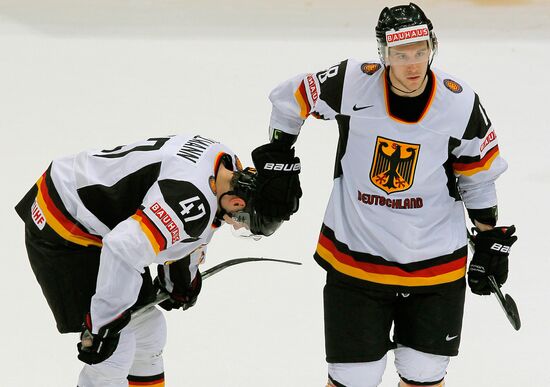 2010 Ice Hockey World Championship Semifinal: Russia vs. Germany