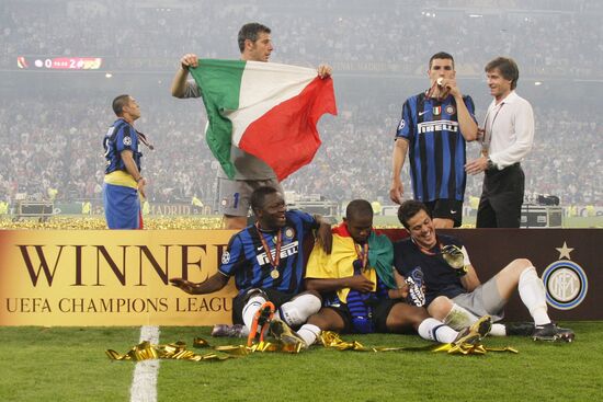 Football. UEFA Champions League 09/10. Bayern vs. Internazionale