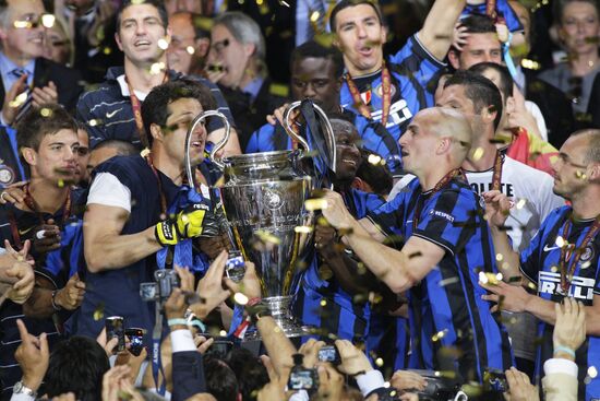 Football. UEFA Champions League 09/10. Bayern vs. Internazionale