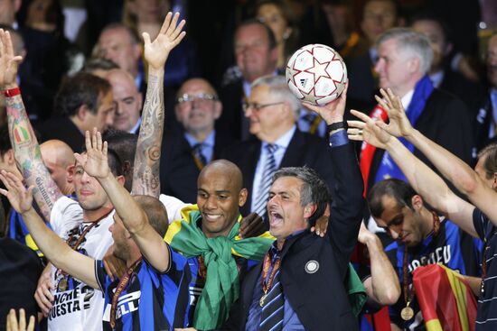 Football. UEFA Champions League 09/10. Bayern vs. Internazionale