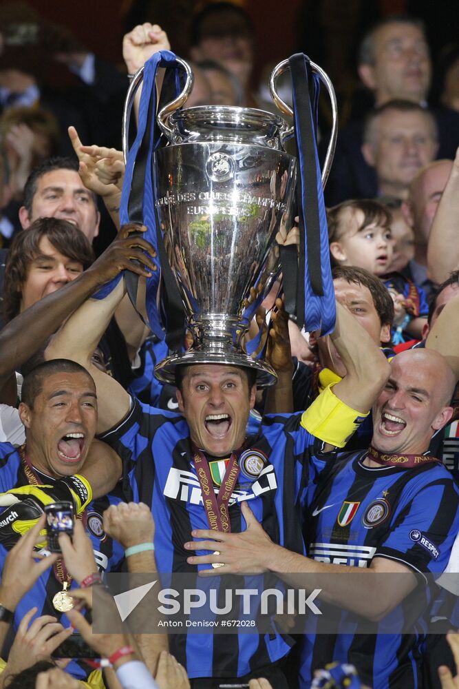 Football. UEFA Champions League 09/10. Bayern vs. Internazionale