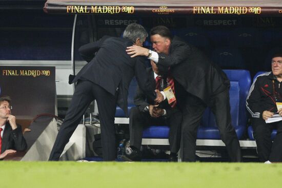 Football. UEFA Champions League 09/10. Bayern vs. Internazionale