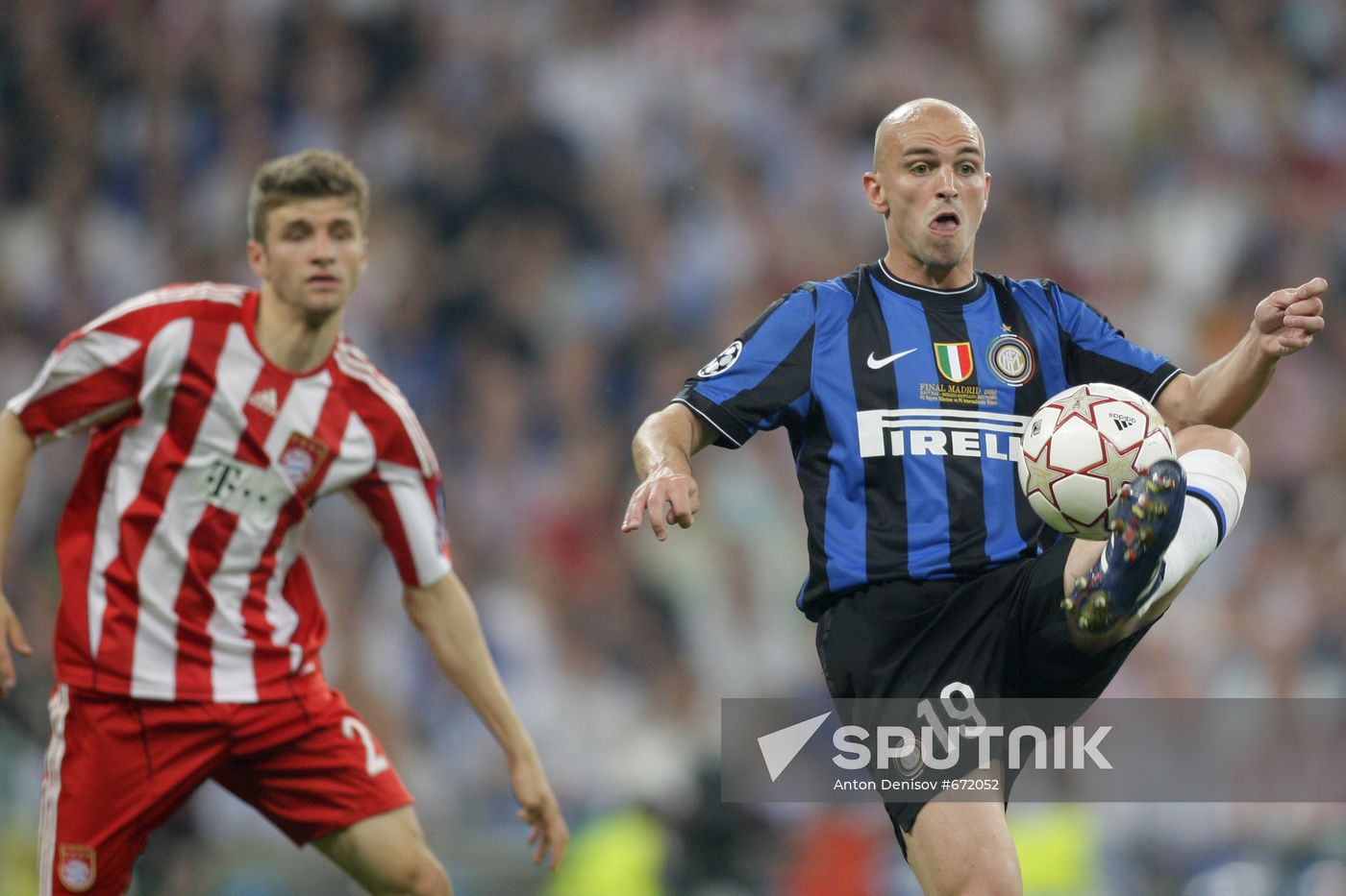 Football. UEFA Champions League 09/10. Bayern vs. Internazionale