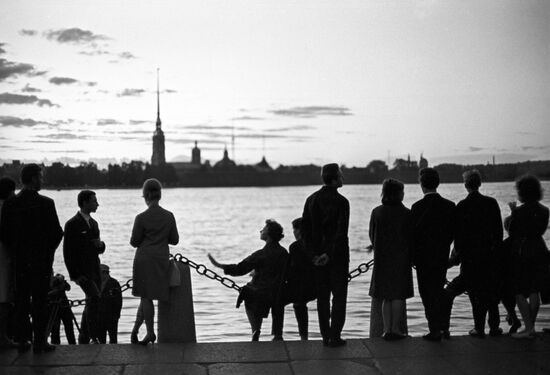 Residents of St. Petersburg on Kronverskaya Embankment