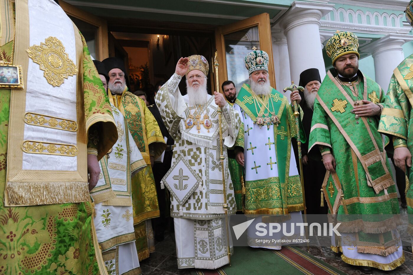Patriarch Kirill holding Divine Liturgy on Pentecost