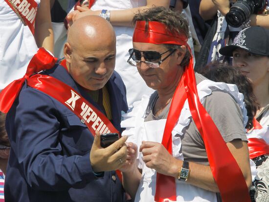 Iosif Prigozhin, Leonid Yarmolnik