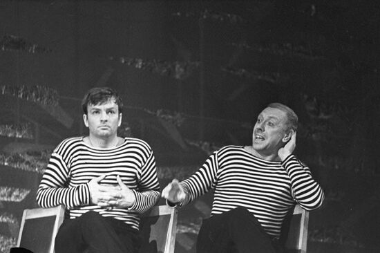 Mikhail Derzhavin and Anatoly Papanov