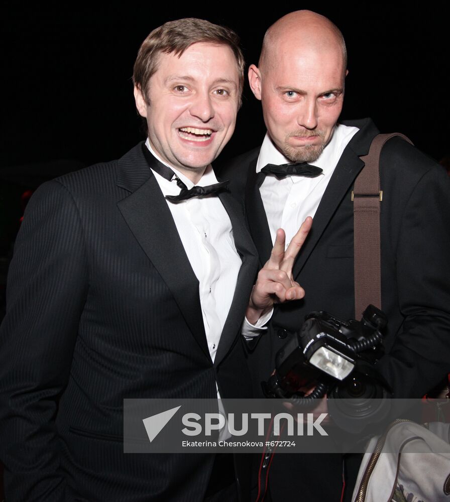 Artyom Mikhalkov, Gennady Avramenko