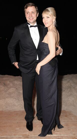 Artyom Mikhalkov with his wife, Darya