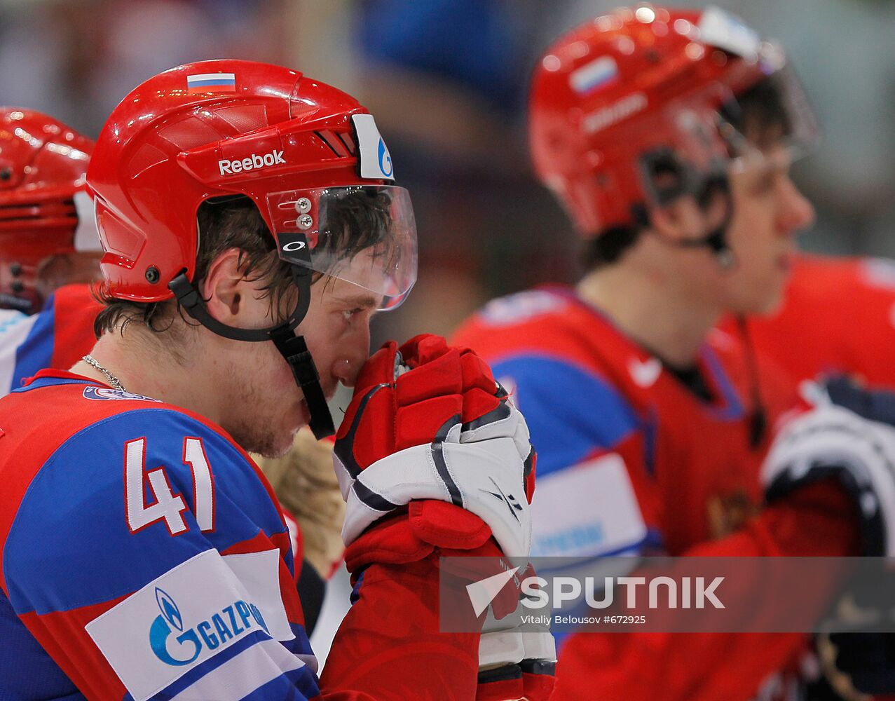 Nikolai Kulyomin and Yevgeny Malkin