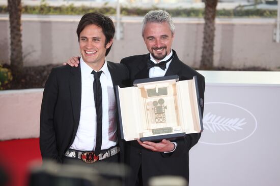 Gael Garcia Bernal and Michael Rowe