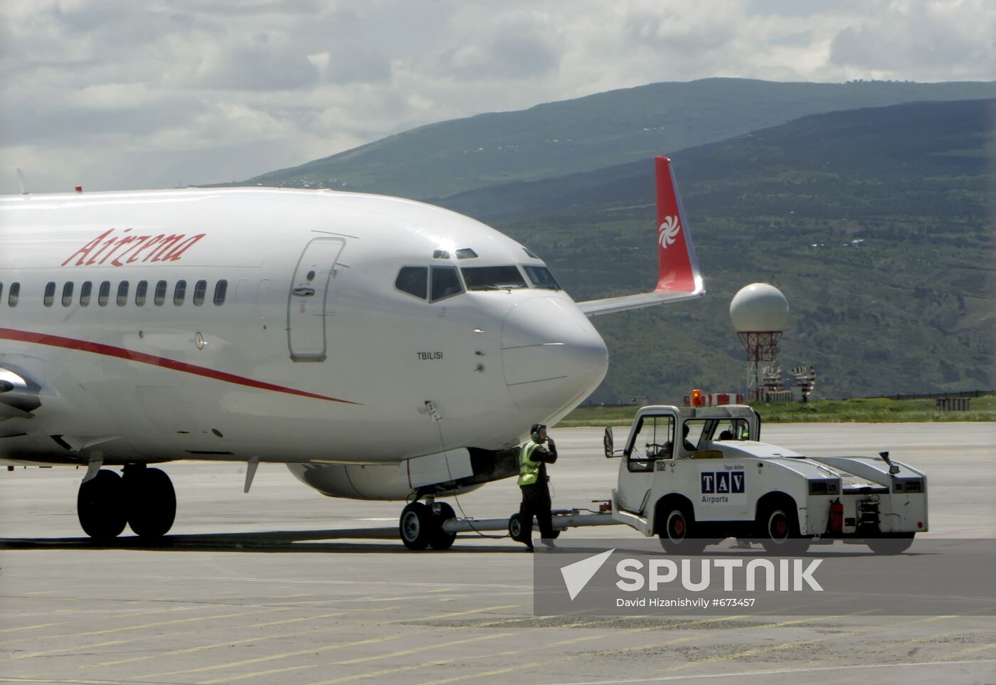 Air traffic resumes between Russia and Georgia