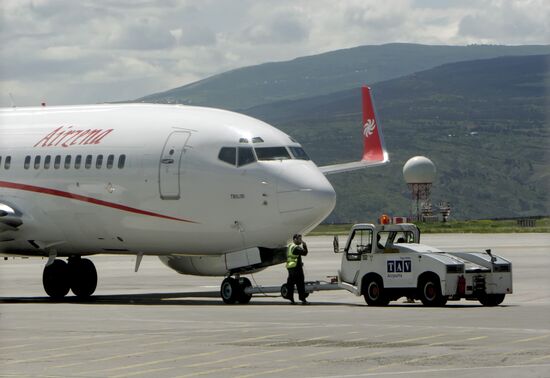 Air traffic resumes between Russia and Georgia