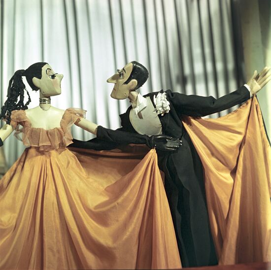 Puppet show "Extraordinary Concert"