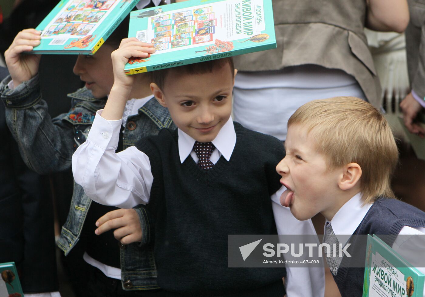 Farewell Bell ceremony for Russian school graduates