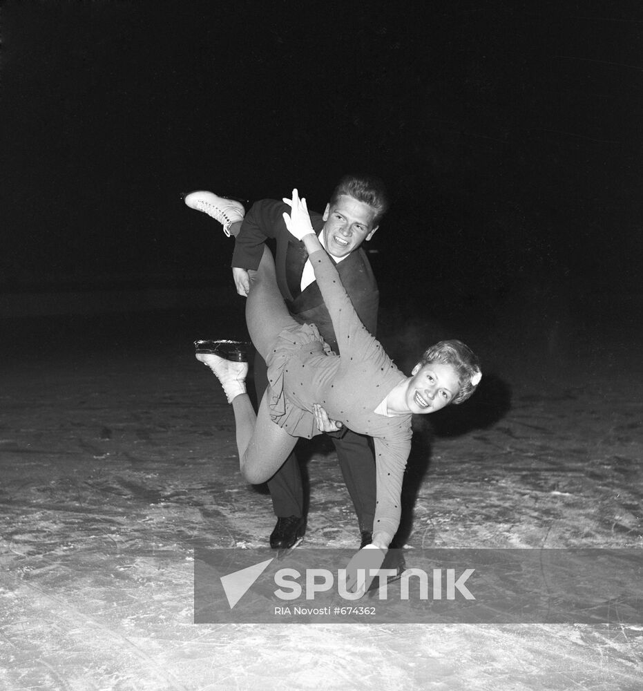 Alexander Gorelik, Tatyana Zhuk