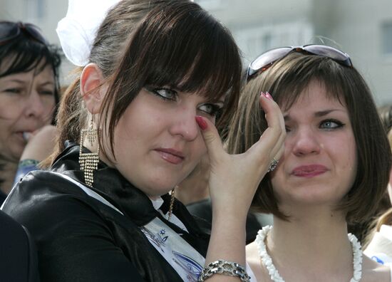 Farewell Bell ceremony for Russian school graduates