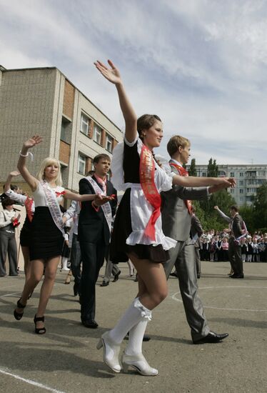 Farewell Bell ceremony for Russian school graduates