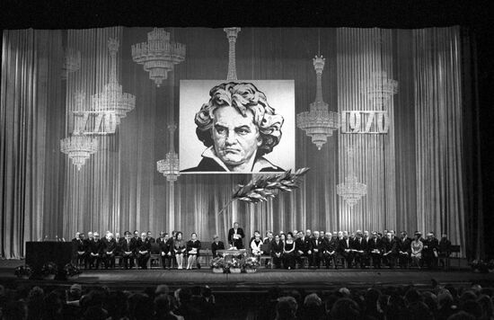 Gala to mark bicentenary of Ludwig van Beethoven