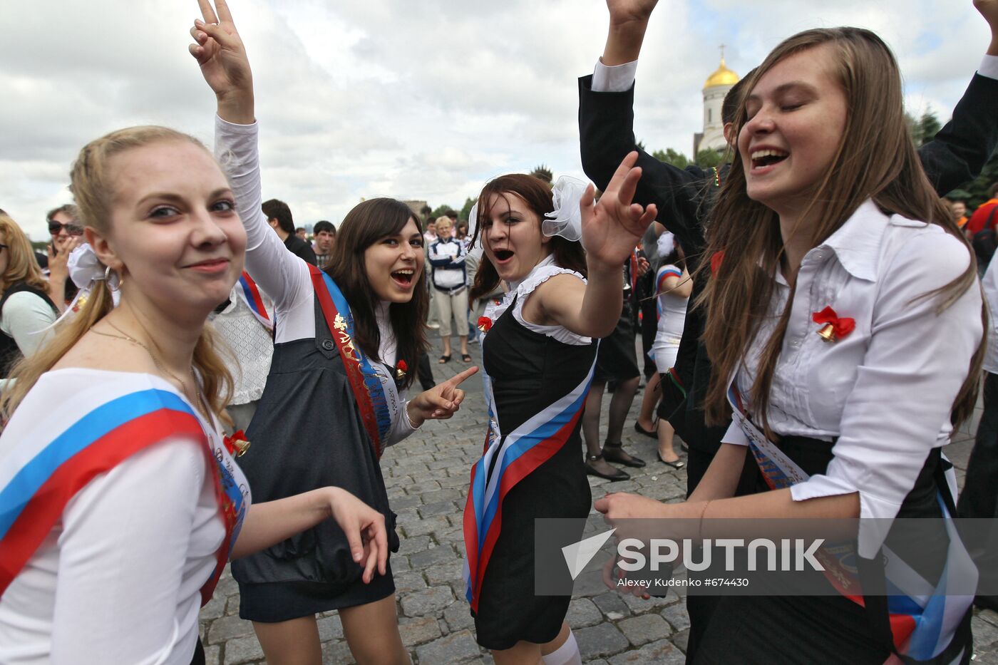 Farewell Bell ceremony for Russian school graduates