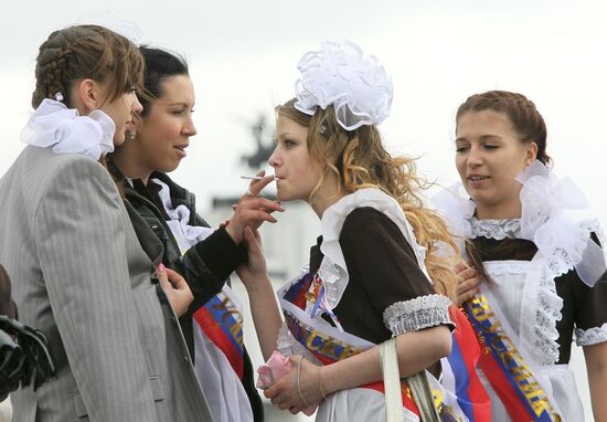 Farewell Bell ceremony for Russian school graduates