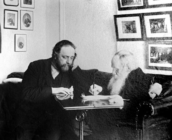 Leo Tolstoy and Vladimir Chertkov