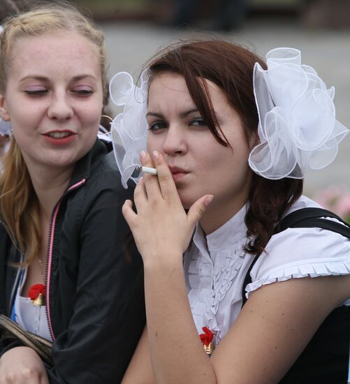 Farewell Bell ceremony for Russian school graduates