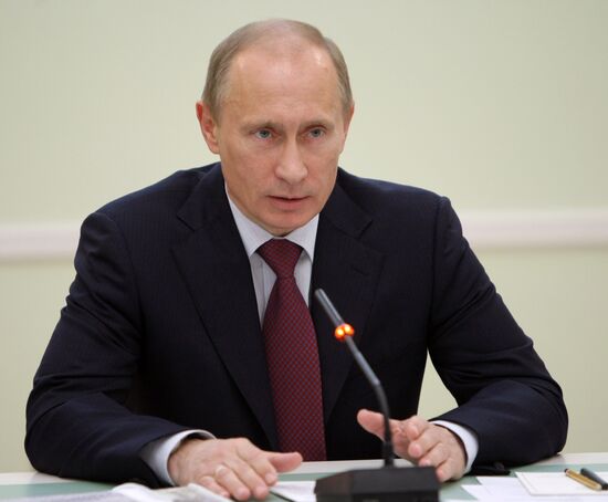 Vladimir Putin holds meeting in Izhevsk