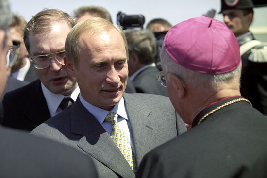 Russian President Vladimir Putin visits Vatican