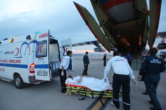 Transfer of Russian tourists injured in Antalya to Moscow