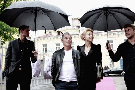 Oleg Gazmanov and his wife Marina