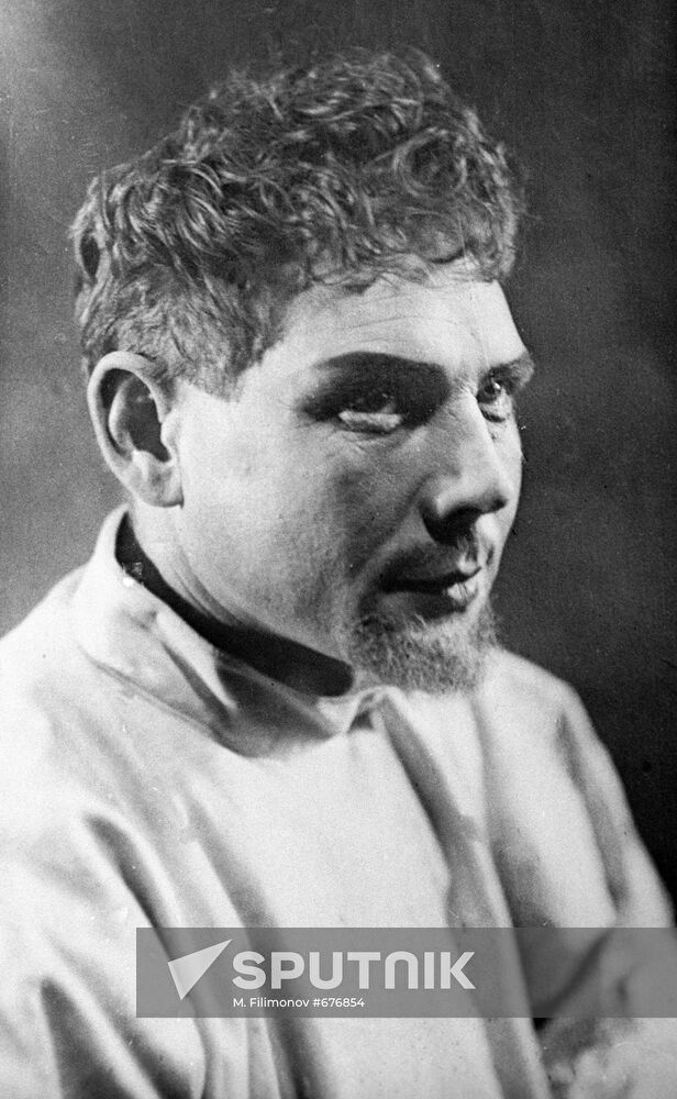 Opera artist Peter Zasetsky