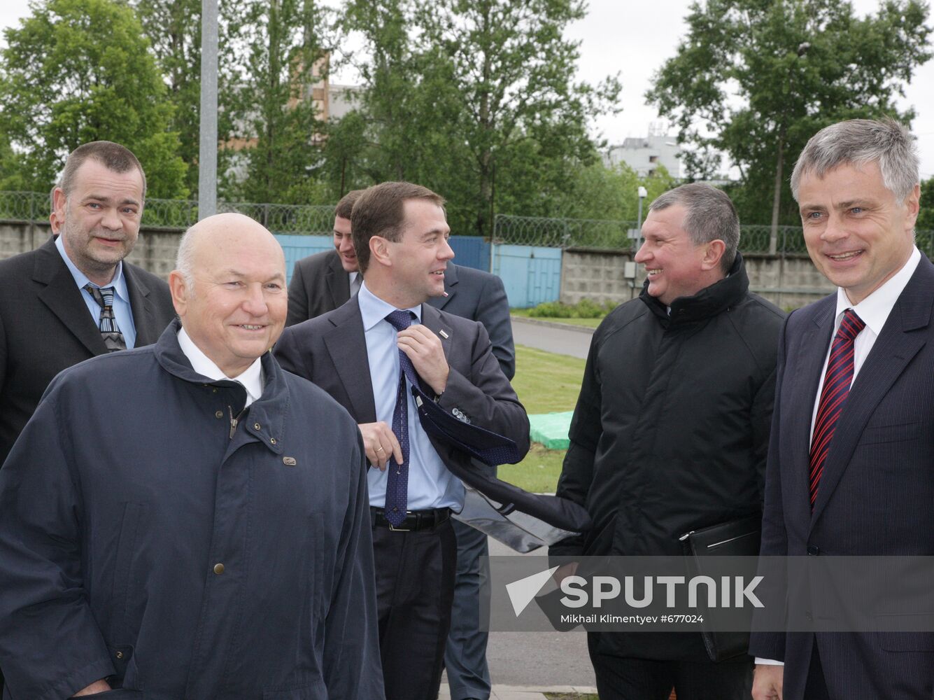 Dmitry Medvedev visits South-western water supply station