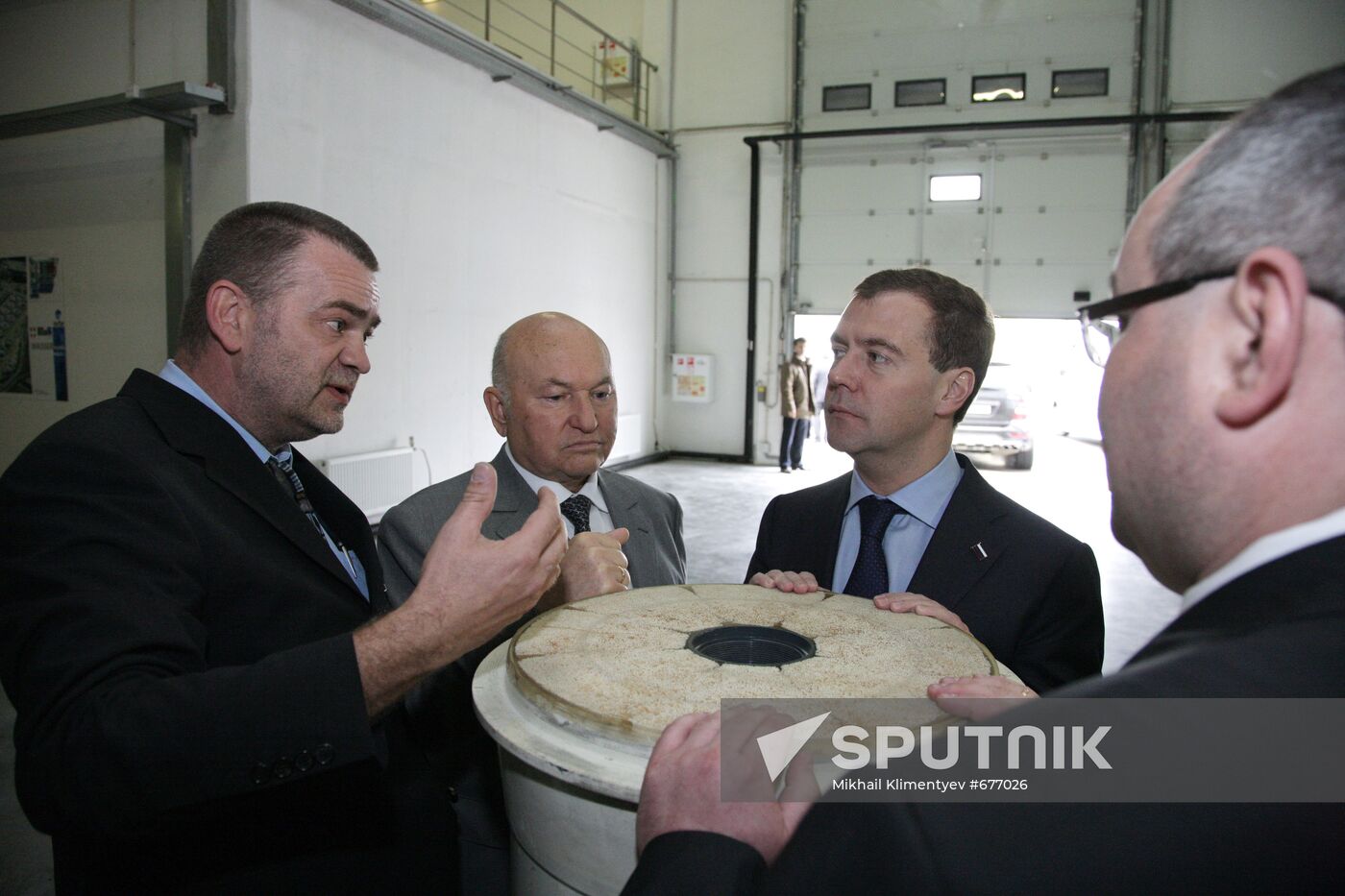 Dmitry Medvedev visits South-western water supply station