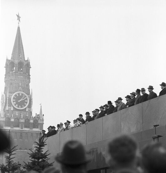 Welcome ceremony for Voskhod space crew