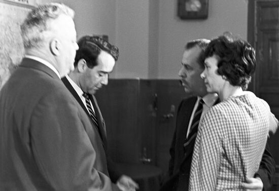 British spy Greville Wynne visited by his wife Sheila