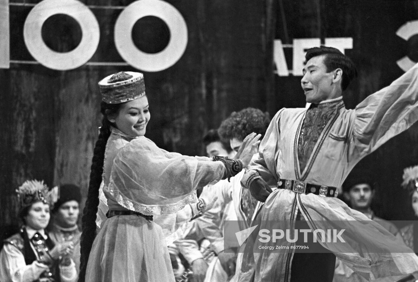 Traditional Kalmyk dance