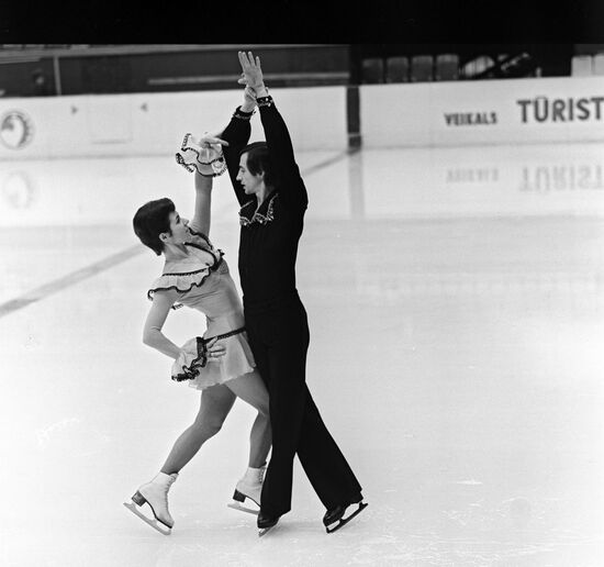 Figure Skaters Lyudmila Pakhomova and Alexander Gorshkov